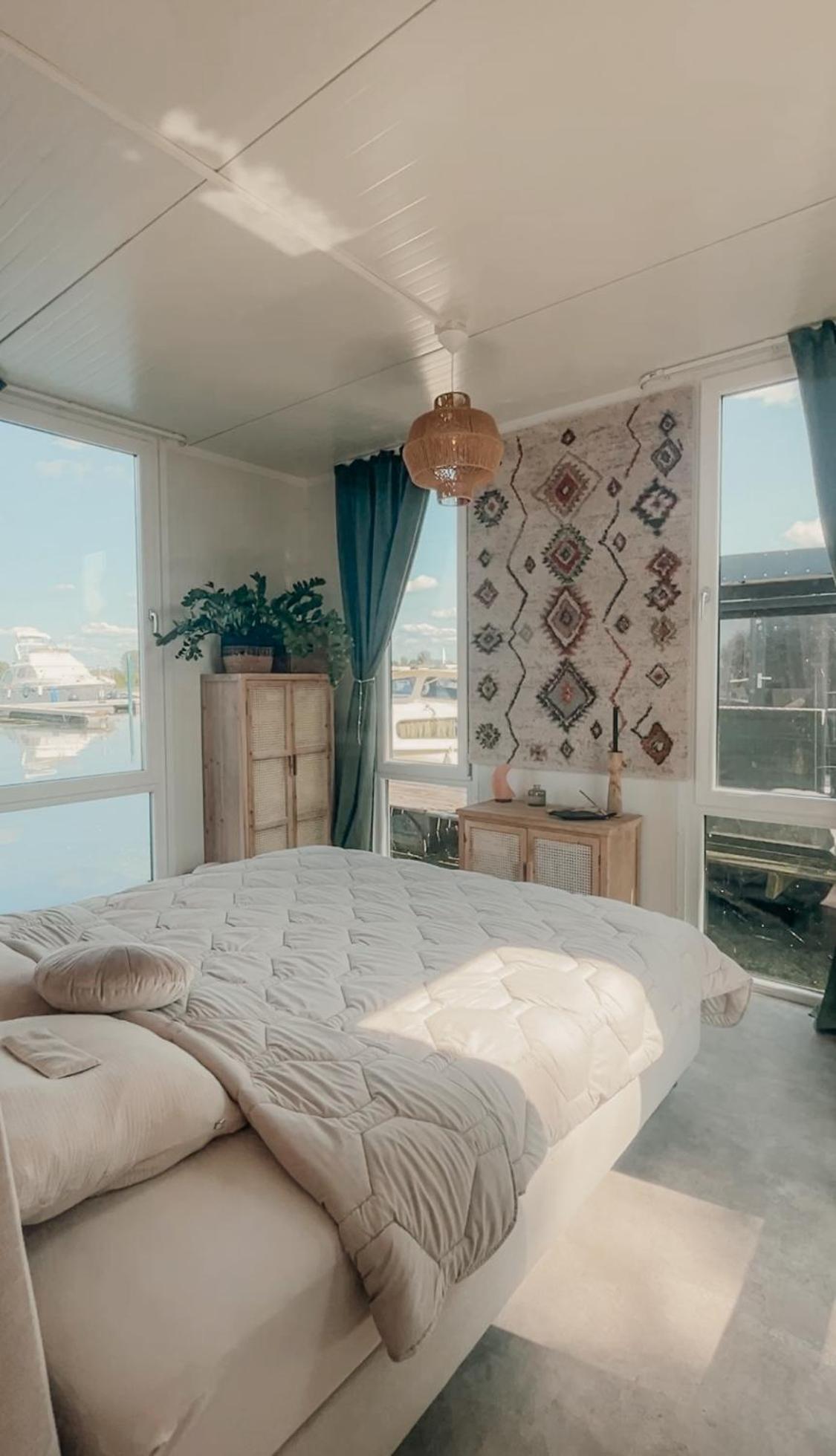 Bed and Breakfast Retreatboat Ibiza Lith Экстерьер фото